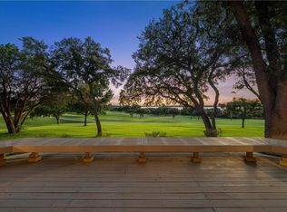 16 Hillandale Rd, Waco, TX 76710