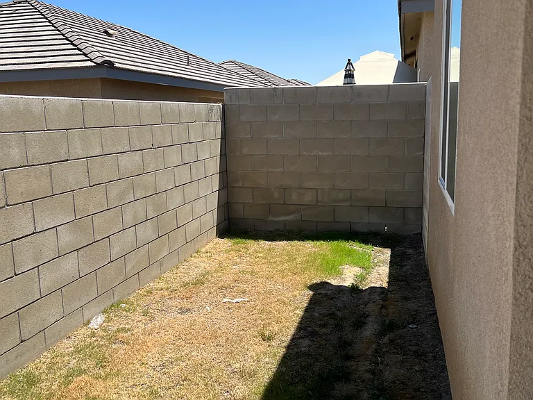8608 Frankie Lou St #B — Photo 15
