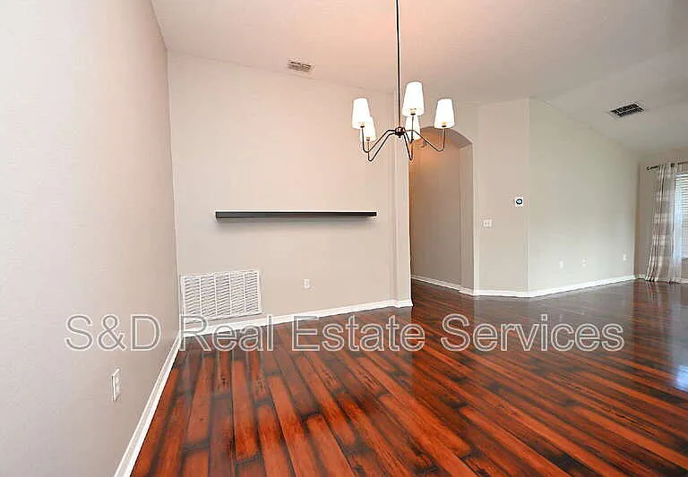 7147 Cedarcrest Blvd — Photo 14