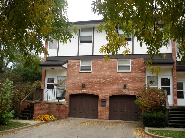 Rose Valley Apartments, N82W15751 Apple Valley Dr, Menomonee Falls, WI 53051