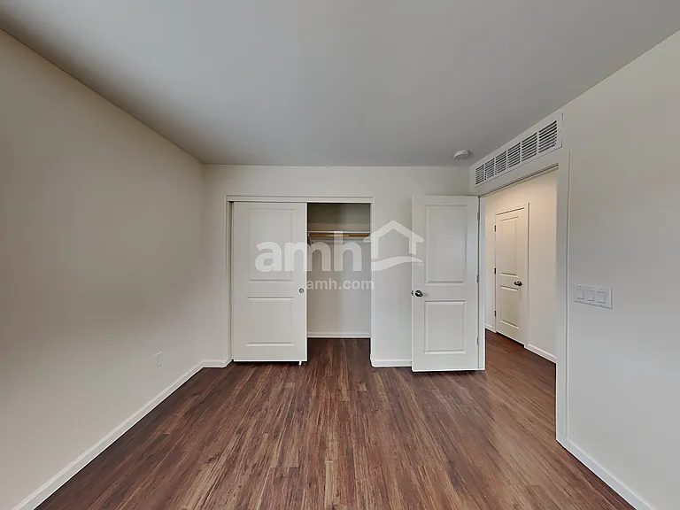 854 E Artesia Pl — Photo 14