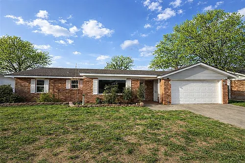3207 Trinity Ave Photo 1