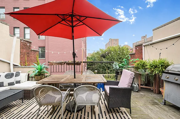 Rented by Compass | media 18