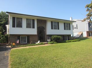 1520 Stuart St, Waynesboro, VA 22980