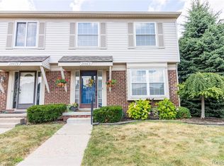 24483 Bashian Dr #126, Novi, MI 48375