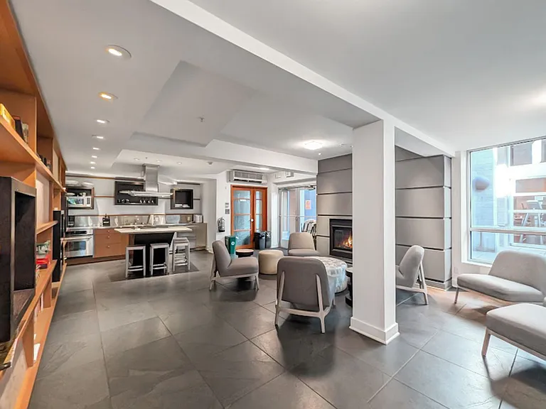 1410 E Pine St #W208 — Photo 15
