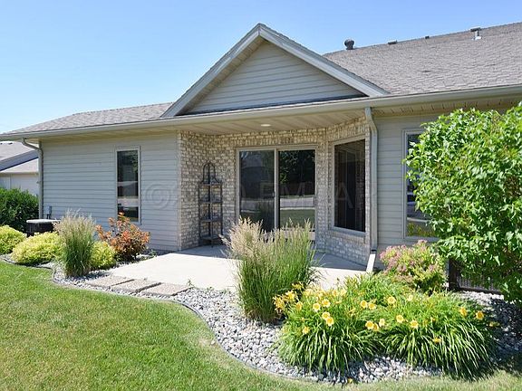 3rd image of 1439 Heatherwood Ct