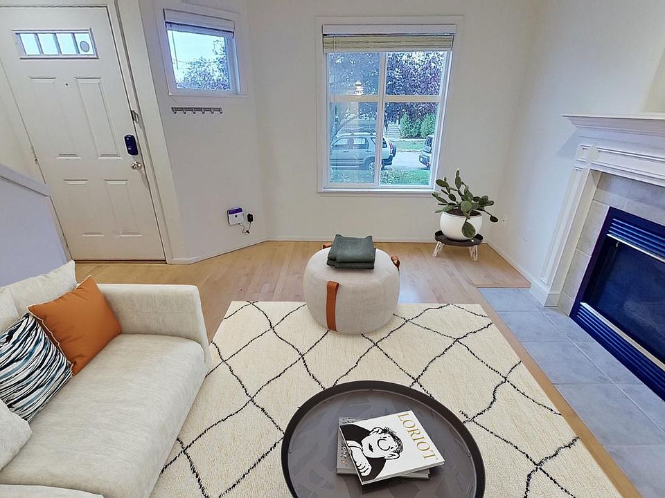 Optionally furnished common areas! Common areas can come beautifully furnished by our in-house design team for an additional fee.