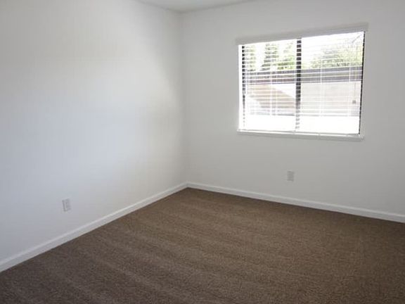 5th image of 29804 Killington Dr