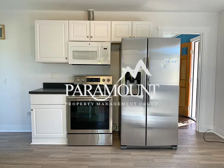 1336 N Wycoff Ave — Photo 6