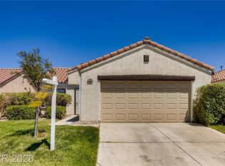 1004 Skyforest Dr, Henderson, NV 89011