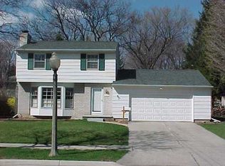 1559 Cahill Dr, East Lansing, MI 48823