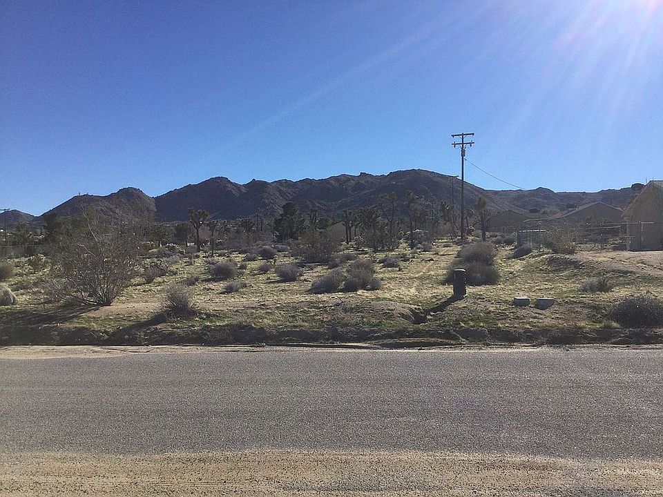 2nd image of 61439 Adobe Dr
