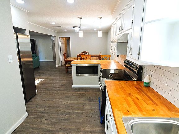 New stainless appliances