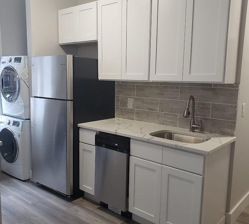2nd image of 5301 Palisade Ave APT 23