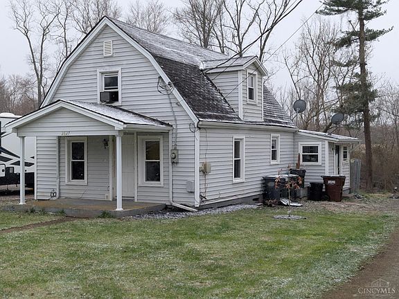 3rd image of 2627 Gaylord Ave