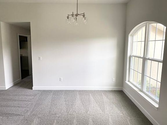 3rd image of 5252 NW Lovett Circle