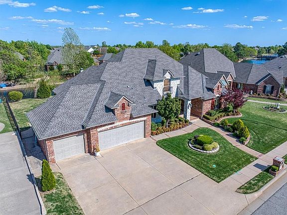 2nd image of 10616 Shoreside Dr