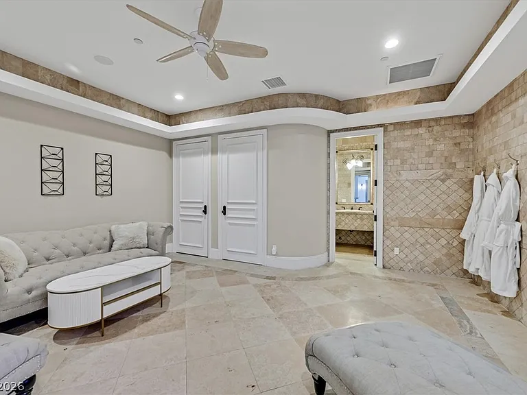 8 Rue Mediterra Dr — Photo 65