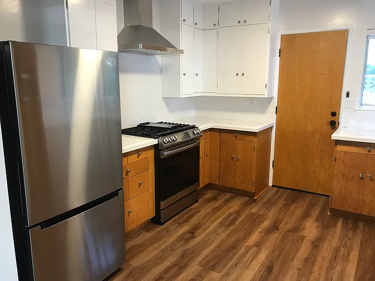 634 Tabor Ln #630 — Photo 8