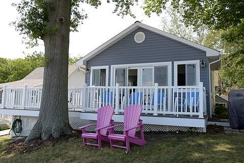 Large wrap around deck with seating.