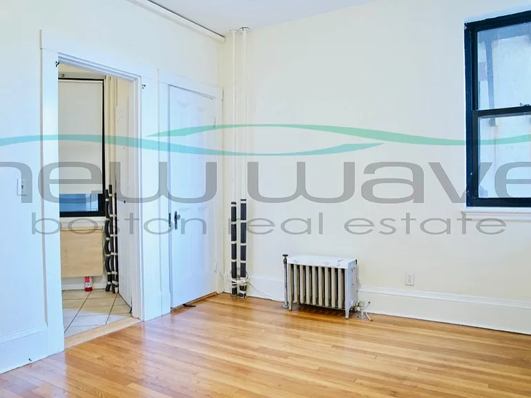 504 Beacon St #24 — Photo 2