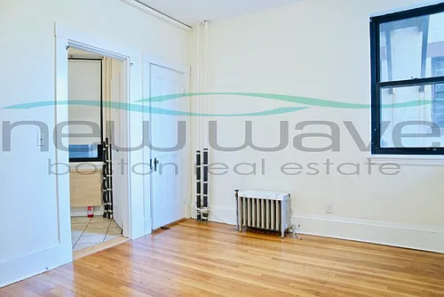 504 Beacon St #24 Photo 1