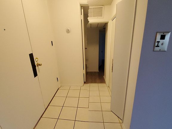 3rd image of 1259 S Camden Dr APT 2B