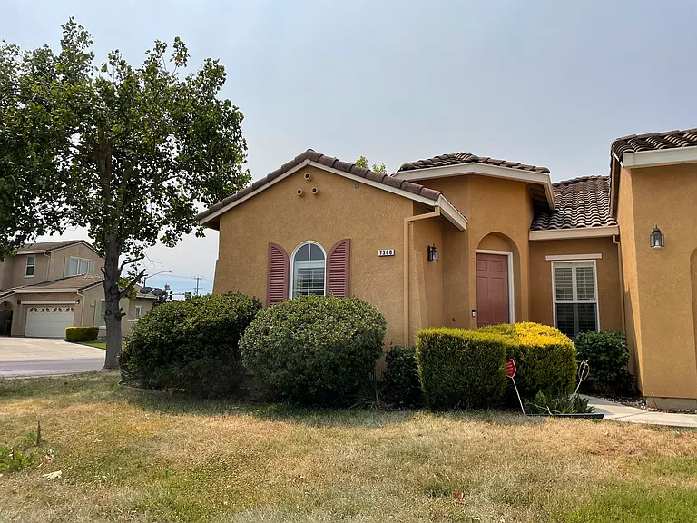 7300 Elvora Way — Photo 17