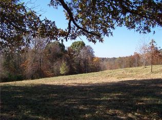 Sexton Rd, Cumberland City, TN 37050