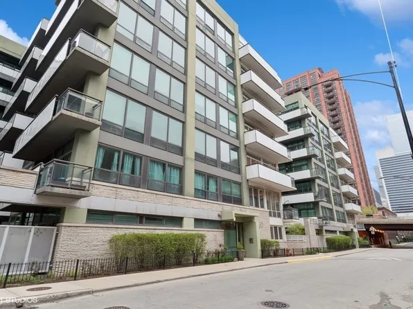 660 W Wayman St Unit 405B, Chicago, IL 60661