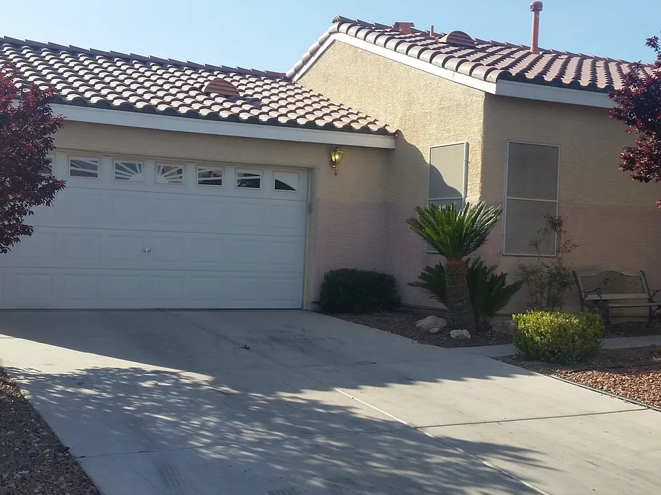 1162 Dana Maple Ct