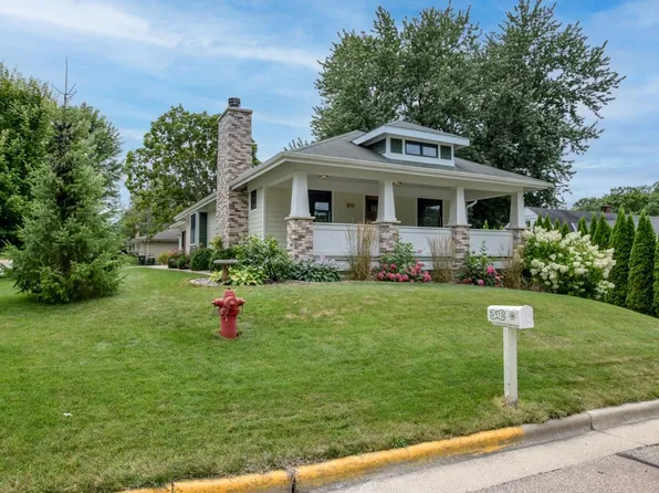 2915 Esser St, Cross Plains, WI 53528