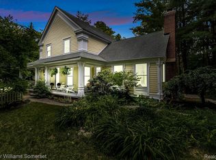 3449 Lippincott Rd, Lapeer, MI 48446