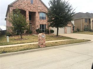 5548 Nacogdoches Trl, Grand Prairie, TX 75052