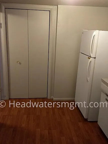 407 W Lamme St #B — Photo 11