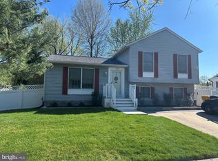 1315 Somerset Rd, Severn, MD 21144
