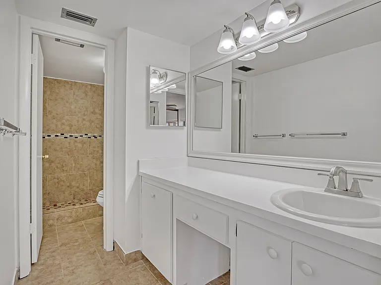6335 Red Pine Ln #A — Photo 19