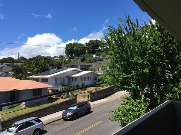 1303 Dominis St APT 9, Honolulu, HI 96822