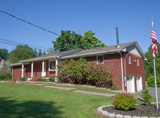 237 Parker Rd, Long Valley, NJ 07853