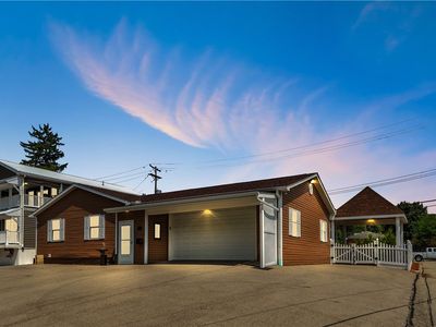 8 2nd Street Ext #6, Oakmont, PA, 15139