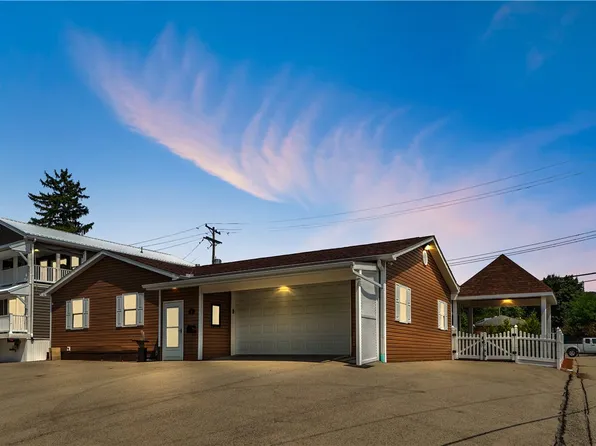 8 2nd Street Ext #6, Oakmont, PA 15139