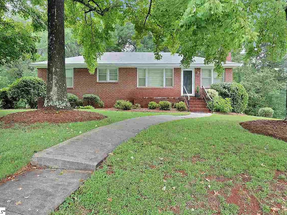 1st image of 200 Montis Dr