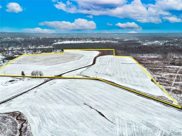 7550 N Hayes Rd #17, Baldwinsville, NY 13027