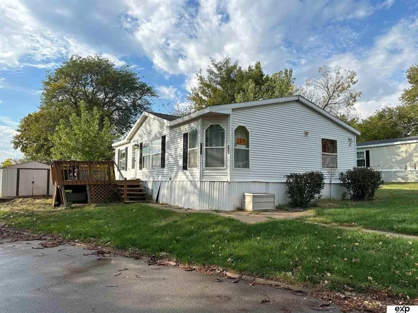 7102 N 107th Ct #109, Omaha, NE 68122