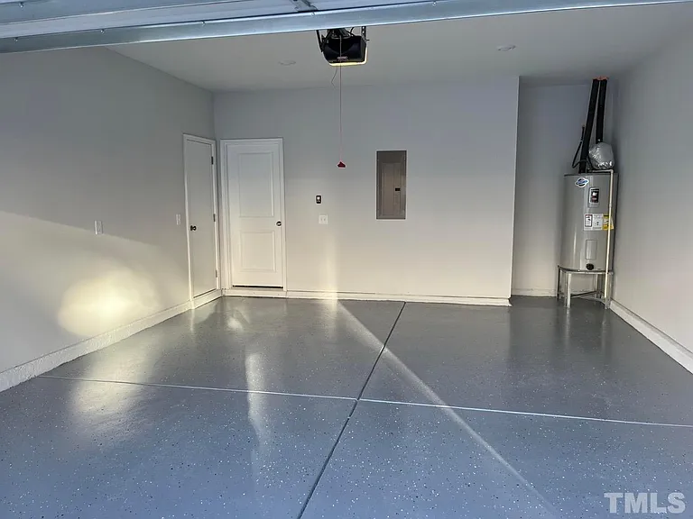 1078 Manorhaven Dr — Photo 30