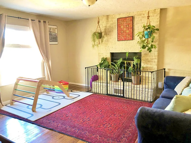 4516 Jupiter St NW — Photo 4