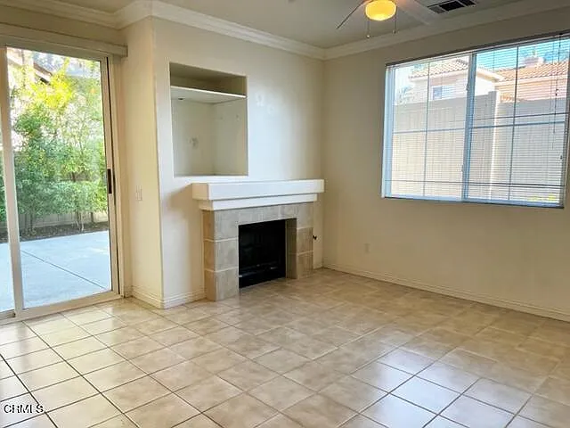 3 bed, 2.5 bath, 1544 sqft, $3,850 — Photo 4