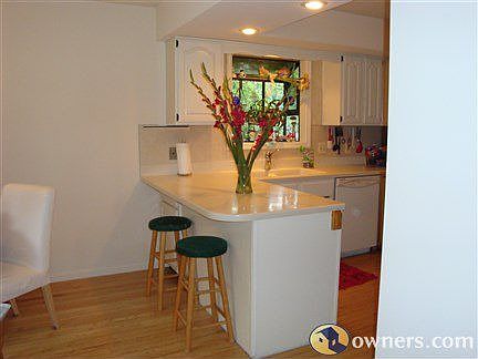 2nd image of 4636 E Forest Dr SE