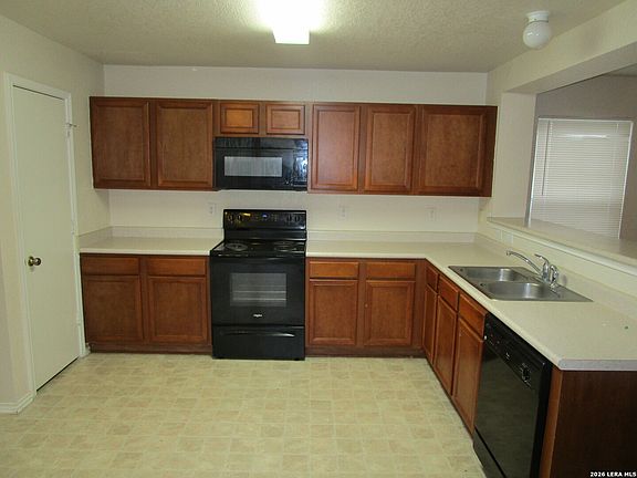 5th image of 7916 CAVERN Hill